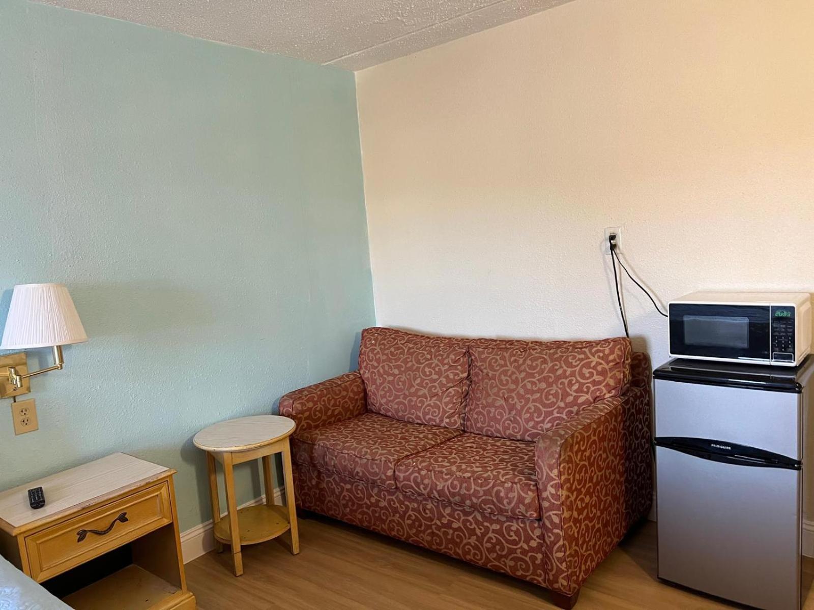 Quality Quarters Inn By Oyo Richmond Ky I-75 Buitenkant foto